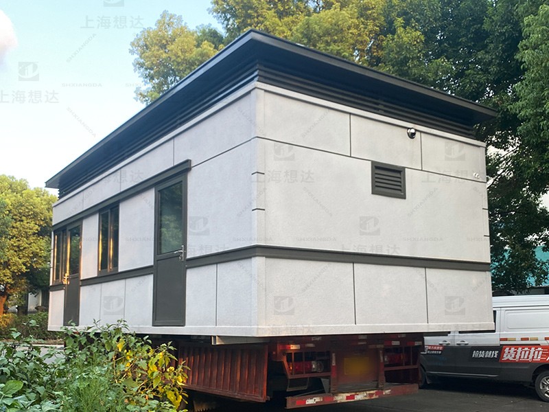 偏灰?guī)\藍(lán)真石漆崗?fù)?5